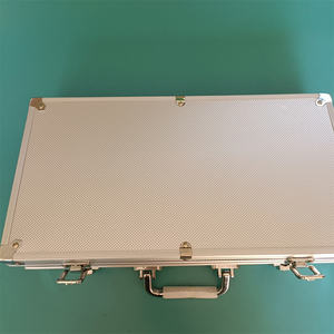 Ensemble de 300 jetons de poker ABS de 11,5 g avec étui, écologiques et durables, comprenant des dés Bluetown PC-300 - Product Image 3