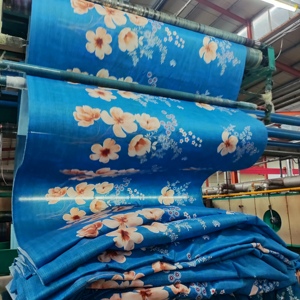 Achat direct Chine <span class=keywords><strong>pas</strong></span> <span class=keywords><strong>cher</strong></span> prix 100% polyester brossé tissé sergé dispersé imprimé 120gsm tissus pour textile de maison - Product Image 3