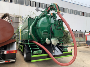 Camión de Succión y Limpieza de Alcantarillado Dongfeng de 12cbm, de Servicio Mediano y Confiable, para Limpieza de Alcantarillado y Succión de Lodos - Product Image 2