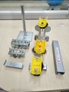 Riel de acero superior C Track Heavy Duty Cable <span class=keywords><strong>Trolley</strong></span> para grúa - Product Image 3