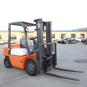 Nueva carretilla elevadora todoterreno diésel de cuatro ruedas, 3 toneladas, <span class=keywords><strong>6</strong></span> toneladas, 5 toneladas, camión hidráulico integrado multifuncional de combustión interna - Product Image 2