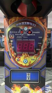 Máquina de Boxeo Interactiva SOURE para Gimnasios Comerciales, Máquina de Medición de Golpes de Boxeo para Parques de Diversiones que Genera Ingresos - Product Image 4