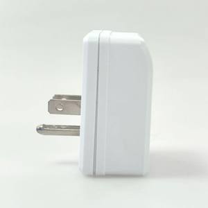 Regleta de Enchufes de Estilo Americano de 120V/220V de Rango Completo, Directo de Fábrica, para Protección de Refrigeradores en Sudamérica, 10 Años - Product Image 5