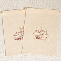 Sac à cordon en mousseline de coton blanche écologique OEM Sac cadeau en coton pour chaussures chapeau vêtements sac de stockage de parfum imprimé de logo personnalisé
