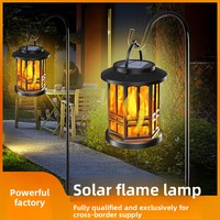 Petite torche solaire d'extérieur LED IP65 à effet flamme, piles AAA incluses, matériau ABS, contrôle par capteur, lustre suspendu