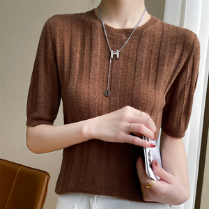 2023 printemps femmes demi manches peigné laine pull pleine couleur Pit bande minceur et lâche tricoté conception - Product Image 3