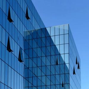 Panneaux de verre isolants à double vitrage écoénergétiques pour façades modernes de bâtiments de grande hauteur et systèmes de murs-rideaux extérieurs - Product Image 1