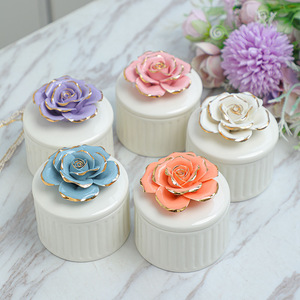 Hand-Painted Decorative <strong>Ceramic</strong> Storage Jar Table Ornaments Candles Jar Porcelain <strong>Jewelry</strong> <strong>Box</strong> for Wedding Gifts - Product Image 4