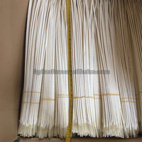Teint en gros naturel blanc bâton de paon tige plumes de paon pour matériel de montage de mouches accessoire de pêche bricolage artisanat naturel
