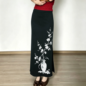 Nueva Falda Midi Recta con Estampado Floral de Pintura de Tinta China Vintage, Diseño Artístico y Elegante con Abertura Lateral, Falda Larga - Product Image 3