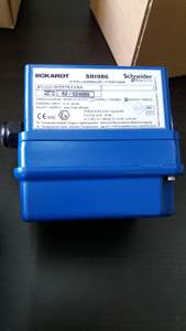 Positionneur électro-pneumatique FOXBORO SRI986-CIDF7ZZZNA - Product Image 3