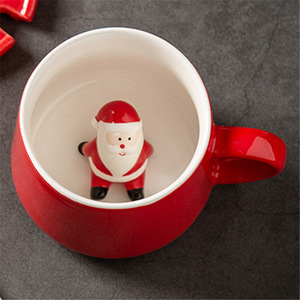 Caneca de Cerâmica com Design de Rena e Papai Noel, Copo Festivo Vermelho com Tampa e Colher, Presente de Natal - Product Image 6