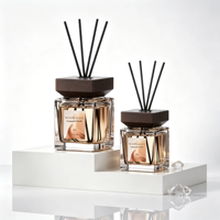 Diffuseur d'huiles essentielles en rotin sans flamme avec couvercle en verre carré, parfum d'intérieur longue durée, assainisseur d'air domestique