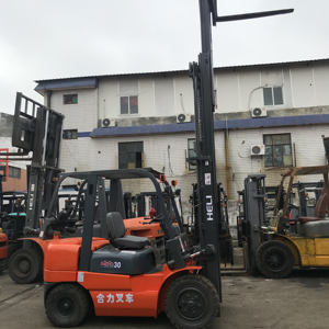 Heli 30 Mini chariot élévateur utilisé avec moteur japonais Isuzu Chariot élévateur diesel 3 tonnes avec transmission automatique 3000mm 4500mm - Product Image 5