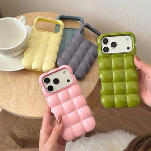 เคสโทรศัพท์ 3 มิติ ลายขนมปังสีลูกกวาดน่ารัก สำหรับ iPhone 17 16 15 14 13 Pro Max  แบบมันเงา ป้องกันรอยขีดข่วน - Product Image 3
