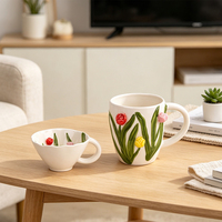 Tasse à café en céramique Redeco 3D avec motif de tulipe en relief, bordure en pétales, avec relief de tulipe rose, rouge, jaune, cadeau de jardin
