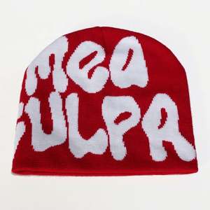 Bonnet unisexe personnalisé en jacquard, tricoté en acrylique, style Y2K, avec logo imprimé sur toute la surface, broderie 3D, style personnage, vente en gros - Product Image 3