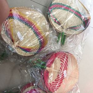 Abanicos de Mano Naturales Multicolores Baratos, Abanicos Decorativos de Hoja de Palma, Tejidos a Mano con Fibra Natural de Bambú y Paja, Abanicos de Hoja de Palma Hechos a Mano - Product Image 5