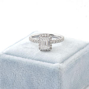 Mode femmes Offre Spéciale couronne conception émeraude et moissanite 14 k blanc bague en or - Product Image 4