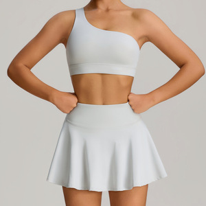 YIYI 2025 ensembles de soutien-gorge de sport pour femmes jupes de golf taille haute jupe plissée une épaule haut d'entraînement respirant course Tennis - Product Image 5