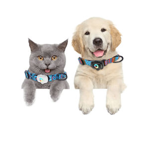 Nieuwe Slimme Huisdiertracker Met <span class=keywords><strong>Gps</strong></span> Nauwkeurige 5 Meter Positionering Led-Flitsen En Piepjes Voor Het Gemakkelijk Vinden Van Honden En Katten 'S Nachts - Product Image 1
