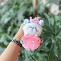 Gantungan Kunci Boneka Beruang Lucu Strawberry Car Kikawa, Boneka Beruang Lucu yang Menggembirakan Diri Sendiri, Mainan Boneka Magnetik Kreatif, Ornamen Gantung Tas