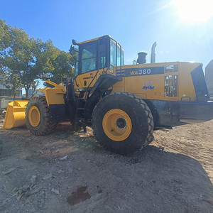 รถตักหน้า Komatsu WA380 WA320 มือสองคุณภาพสูง รับน้ำหนักได้ 15 ตัน เครื่องยนต์กำลัง 92 กิโลวัตต์ รุ่นปี 2016 ปั๊มไฮดรอลิก Nabtesco มีสินค้าในสต็อก - Product Image 4