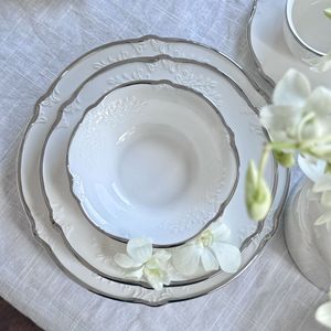 Bộ đồ ăn sứ trắng cao cấp khách sạn, họa tiết hoa nổi, men trắng, viền bạc - Product Image 4