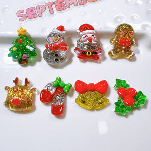 CHENXI Adornos de Resina con Purpurina de Santa Claus, Alces y Muñecos de Nieve, Figuras de Navidad de Dibujos Animados con Base Plana para Decoración y Manualidades - Product Image 5