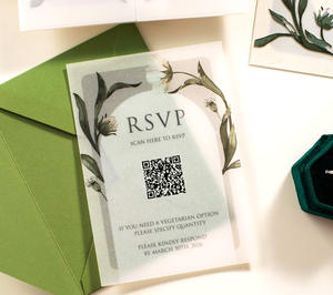 Carta di invito di nozze in acrilico trasparente con foglia verde elegante personalizzata ed elegante con nome d'argento Set di invito moderno - Product Image 5