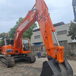 Excavadora de cadenas Doosan DX225LC-9C usada de 22 toneladas con rendimiento estable, motor, caja de cambios, bomba hidráulica y rodamientos en buen estado - Barata - Product Image 3