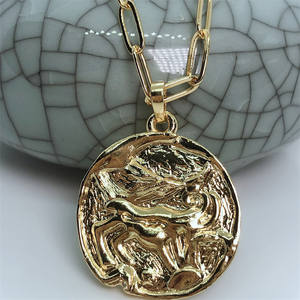 Collier avec pendentif pièce zodiacale plaqué or 18 carats, breloque 12 constellations, chaîne à maillons pour femme, bijoux astrologiques - Product Image 4