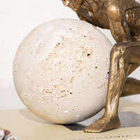 Sculpture de Luxe Homme Penseur Abstrait en Alliage + Marbre Naturel/Alliage + Boule de Cristal, Ornement Décoratif de Table pour la Maison