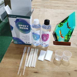 Resina Epossidica Liquida Cristallina A e <span class=keywords><strong>B</strong></span> 1:1 Kit Resina e Indurente per Gioielli e Artigianato Fai da Te - Product Image 1