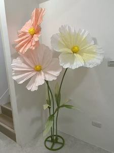Décoration de mariage en gros, fleurs géantes blanches, fleurs artificielles géantes, magasin de mariage, présentoir de magasin, fleurs en papier géantes - Product Image 3