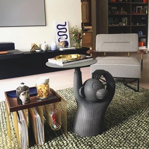 Mesa de centro nórdica con bandeja de diseño artístico de lujo ligero, mesa auxiliar de forma especial con bordes redondos para sala de estar de apartamento pequeño - Product Image 4