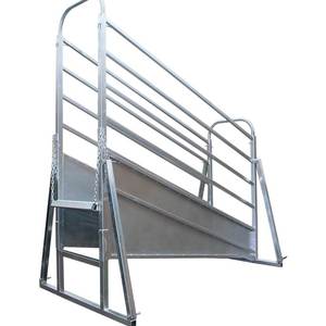 High Quality Livestock <strong>Cattle</strong> Yard 3m 3.6m 5m Adjustable <strong>Cattle</strong> <strong>Loading</strong> <strong>Ramp</strong> - Product Image 4