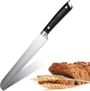 Couteau à pain de haute qualité en acier inoxydable avec lame dentelée pour une utilisation en cuisine avec poignée ergonomique - Product Image 1