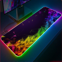 Tapis de bureau RGB personnalisé avec design gratuit, grand tapis de souris LED RGB noir pour clavier et souris de jeu pour les joueurs