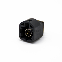 Conector Macho HSD de Alta Velocidad de 4 Pines con Código A para Montaje en PCB a Través del Orificio para Radio Automotriz
