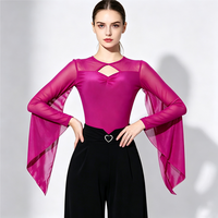Haut de danse élégant et classique pour femme, à manches évasées transparentes, coupe ajustée, idéal pour la scène, la danse contemporaine et l'entraînement.