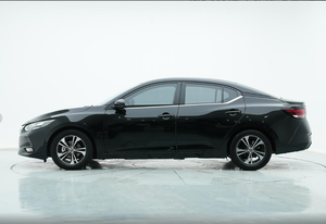 Nissan Sylphy 2021 Usado, 1.6L CVT Sedán, Eficiente en Consumo de Combustible, Techo Solar LED, Entrada sin Llave, Bajo Kilometraje, Autos Usados Familiares en Venta - Product Image 2