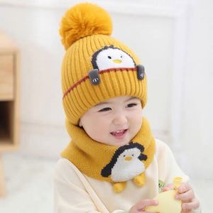 <span class=keywords><strong>Ensemble</strong></span> <span class=keywords><strong>bonnet</strong></span> et écharpe unisexe pingouin de dessin animé pour enfants <span class=keywords><strong>Ensemble</strong></span> <span class=keywords><strong>bonnet</strong></span> et écharpe pour bébé Fille Garçon <span class=keywords><strong>Ensemble</strong></span> <span class=keywords><strong>bonnet</strong></span> écharpe couvre-oreilles d'hiver pour enfants Costume chaud écharpe - Product Image 4
