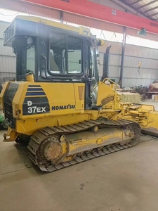 Bulldozer sobre orugas Komatsu D37EX/Bulldozer D40 usado a la venta fabricado en Japón en buenas condiciones - Product Image 4