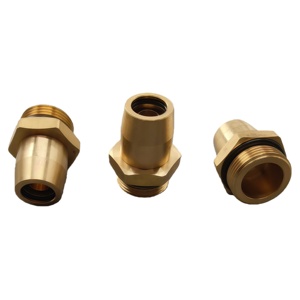 อะไหล่รถบรรทุกคุณภาพสูง ข้อต่อสายเบรกลมแบบเสียบ 12-M22*1.5 สำหรับรถบรรทุกและรถพ่วง - Product Image 5