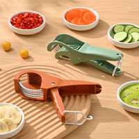 Nieuwe stalen handmatige groente- en fruitsnijder voor komkommer, banaan etc. Gemakkelijk schoon te maken voor keukengerei