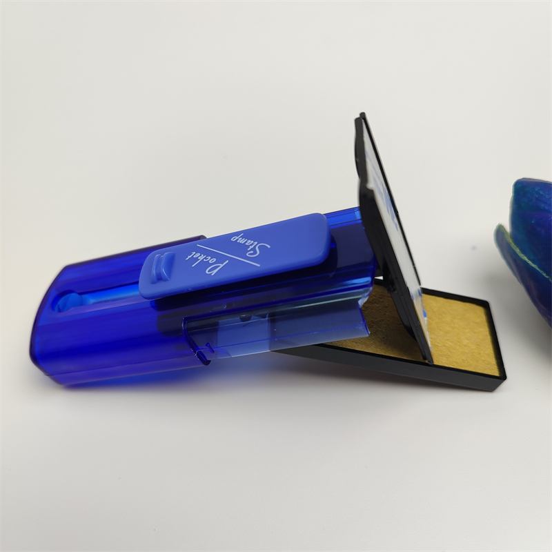Azul