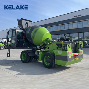 Camion malaxeur à béton auto-alimenté KELAKE, couleur verte, système entièrement hydraulique, composant moteur principal - Product Image 1