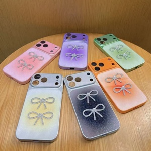 เคสโทรศัพท์มือถือลายโบว์ประดับมุกและเพชร สีสันตามเทรนด์  ฝาหลังวิบวับ สำหรับ iPhone 17 16 15 14 pro max ขายส่งจากโรงงาน - Product Image 6