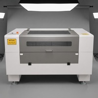 Machine de gravure laser acrylique 6090, découpeuse laser CO2 pour la découpe de panneaux publicitaires et d'affichages